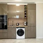 Modern Flat With Parking Spot - St Constantine & Helena By Flat Manаger Lägenhet *